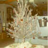 24thevac_Christmas_ward6_tree_dressingcart.jpg (56709 bytes)